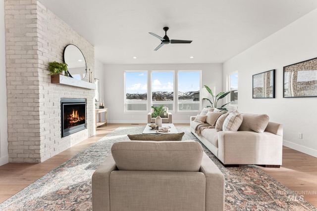 3112 E Renwick Dr, Meridian, ID 83642