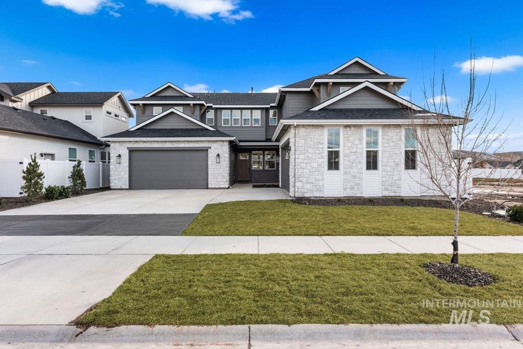 3112 E Renwick Dr, Meridian, ID 83642