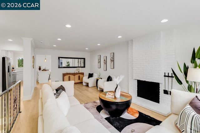 110 Siskiyou Ct, San Bruno, CA 94066