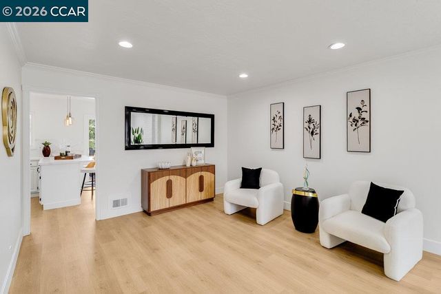 110 Siskiyou Ct, San Bruno, CA 94066