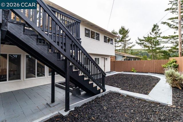 110 Siskiyou Ct, San Bruno, CA 94066