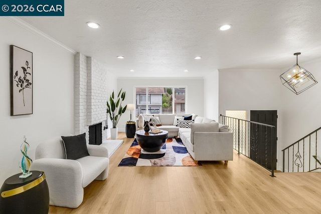 110 Siskiyou Ct, San Bruno, CA 94066