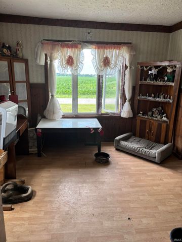 0105 S 400E Road, Hartford City, IN 47348