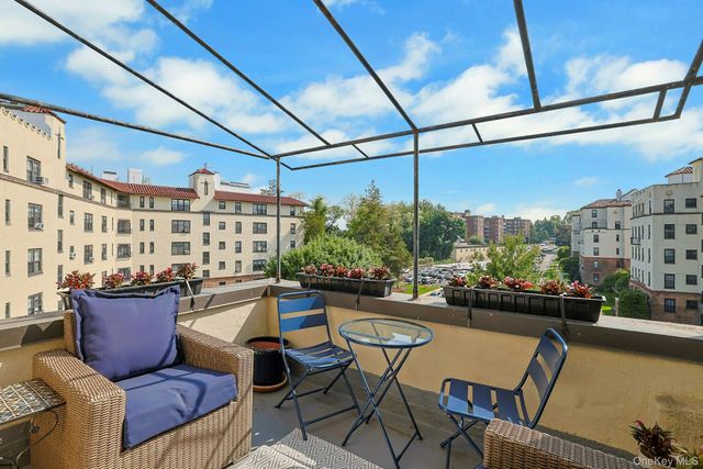 1273 North Avenue Ent 7 5gh, New Rochelle, NY 10804