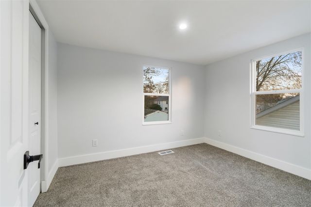 317 Orange Street, Jackson, MI 49202