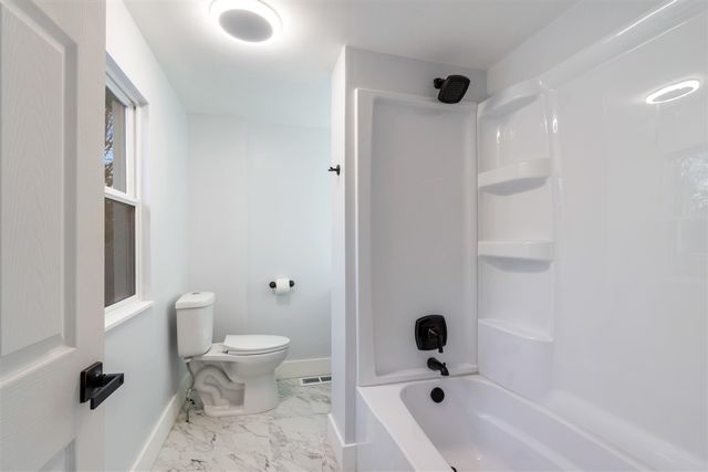 317 Orange Street, Jackson, MI 49202