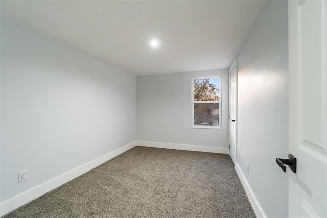 317 Orange Street, Jackson, MI 49202