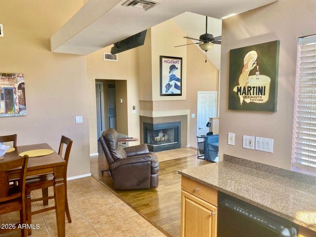 1633 E LAKESIDE Drive 51, Gilbert, AZ 85234