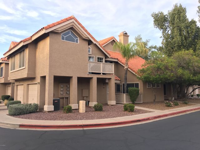 1633 E LAKESIDE Drive 51, Gilbert, AZ 85234