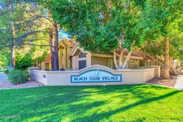 1633 E LAKESIDE Drive 51, Gilbert, AZ 85234