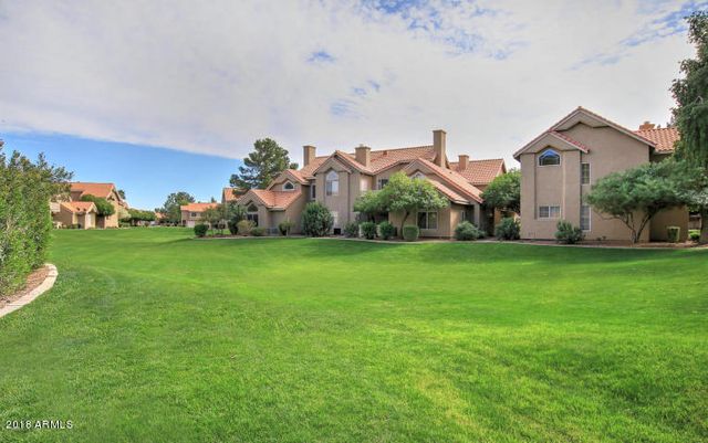 1633 E LAKESIDE Drive 51, Gilbert, AZ 85234