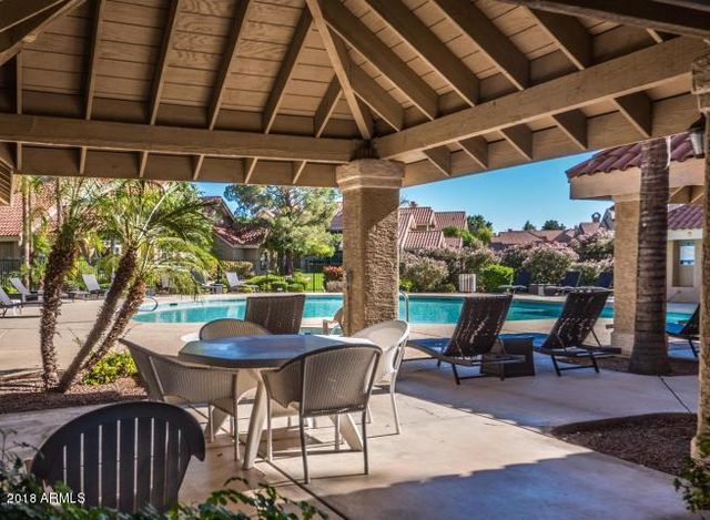 1633 E LAKESIDE Drive 51, Gilbert, AZ 85234