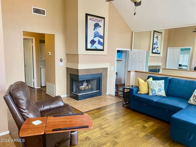 1633 E LAKESIDE Drive 51, Gilbert, AZ 85234
