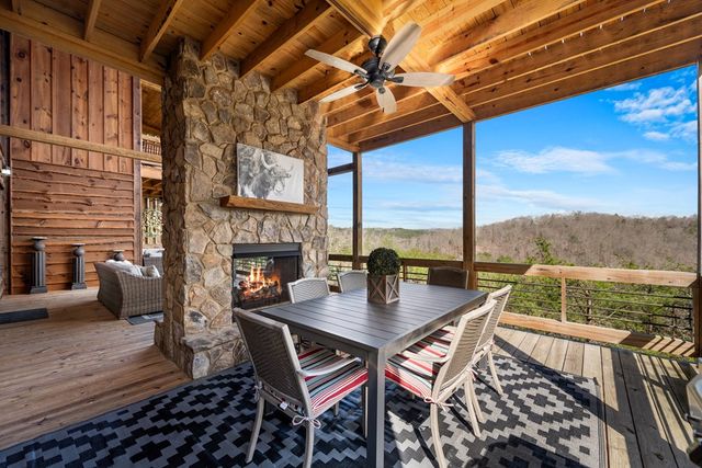 406 Hope Drive, Blue Ridge, GA 30513