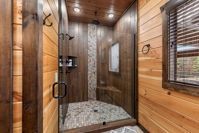 406 Hope Drive, Blue Ridge, GA 30513