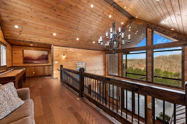 406 Hope Drive, Blue Ridge, GA 30513