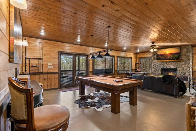 406 Hope Drive, Blue Ridge, GA 30513