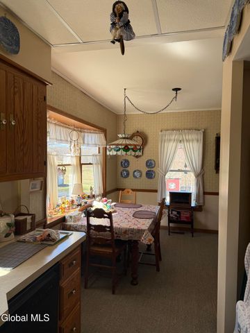 818 Middle Road, Hebron, NY 12832