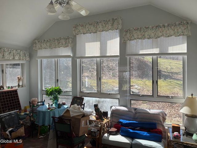 818 Middle Road, Hebron, NY 12832