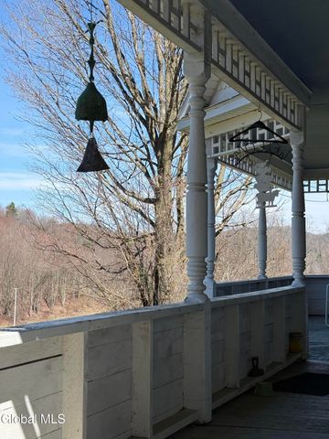 818 Middle Road, Hebron, NY 12832