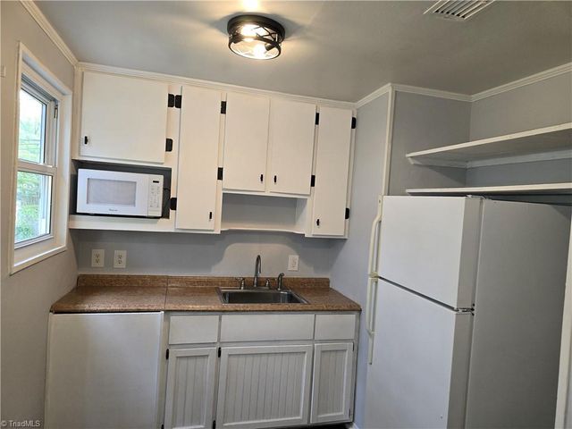 1846 Villa Drive, Greensboro, NC 27403