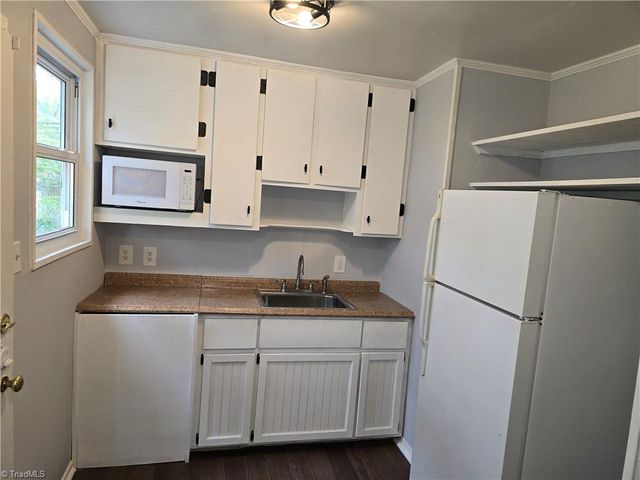 1846 Villa Drive, Greensboro, NC 27403