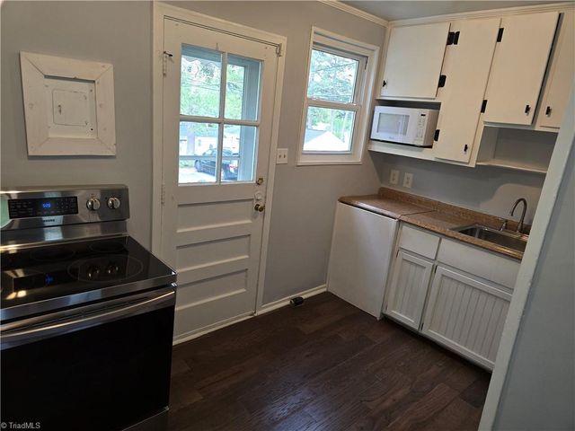 1846 Villa Drive, Greensboro, NC 27403