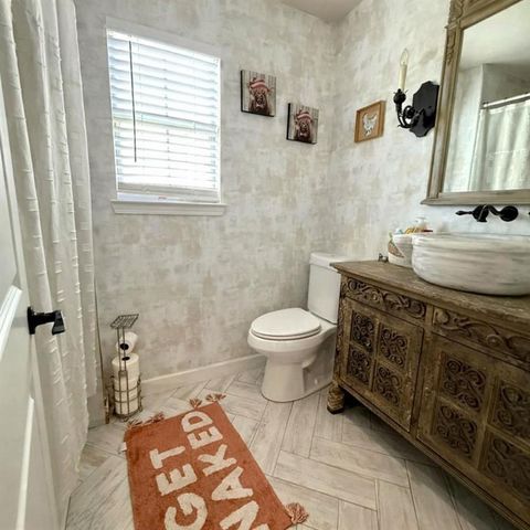 821 Copperfield Drive W, Mobile, AL 36608