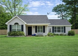 821 Copperfield Drive W, Mobile, AL 36608