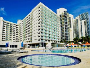 19201 Collins Avenue 726, Sunny Isles Beach, FL 33160