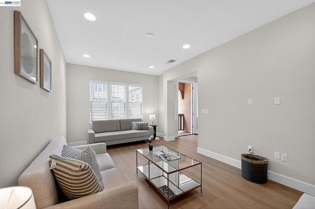 3649 Branding Iron Pl, Dublin, CA 94568