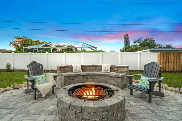 3165 REGATTA CIRCLE, Sarasota, FL 34231