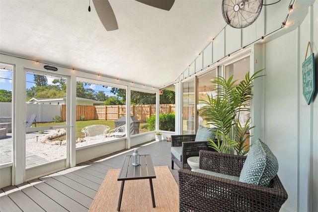 3165 REGATTA CIRCLE, Sarasota, FL 34231