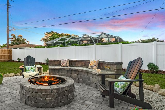 3165 REGATTA CIRCLE, Sarasota, FL 34231