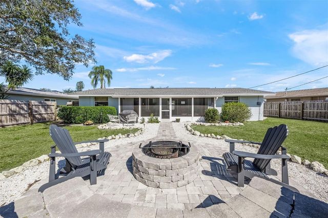3165 REGATTA CIRCLE, Sarasota, FL 34231