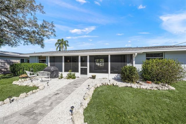 3165 REGATTA CIRCLE, Sarasota, FL 34231
