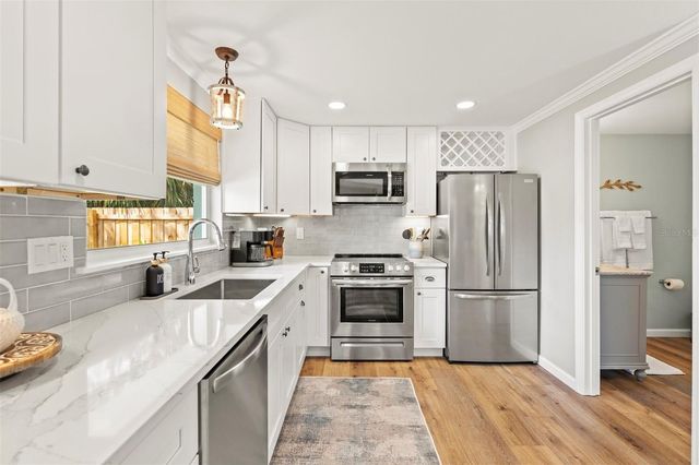 3165 REGATTA CIRCLE, Sarasota, FL 34231