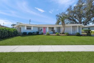 3165 REGATTA CIRCLE, Sarasota, FL 34231
