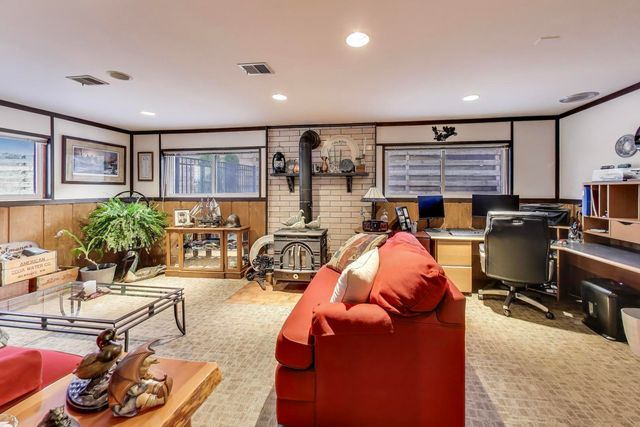 51 James Court, Glenview, IL 60025