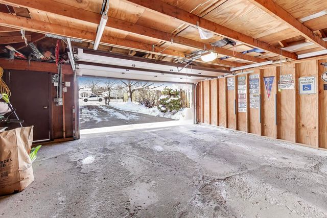 51 James Court, Glenview, IL 60025