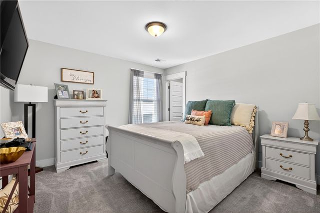 109 Woodcross Drive, Simpsonville, SC 29681