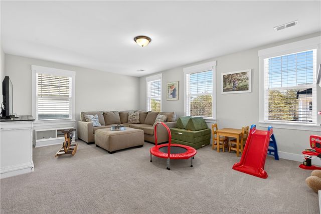 109 Woodcross Drive, Simpsonville, SC 29681