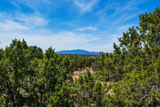 9 Black Mesa, Santa Fe, NM 87506