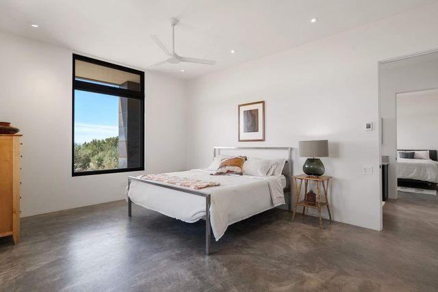9 Black Mesa, Santa Fe, NM 87506