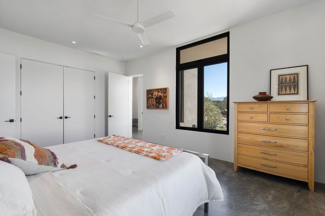 9 Black Mesa, Santa Fe, NM 87506