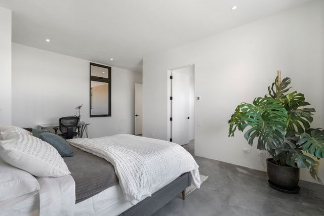 9 Black Mesa, Santa Fe, NM 87506