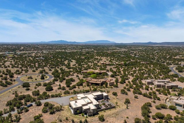 9 Black Mesa, Santa Fe, NM 87506