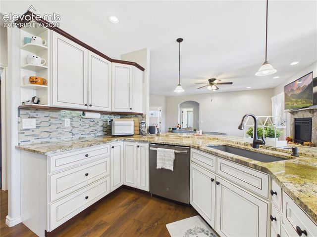 58 S Villa Del Sol Court, Pueblo West, CO 81007