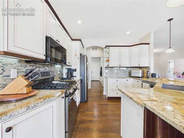 58 S Villa Del Sol Court, Pueblo West, CO 81007