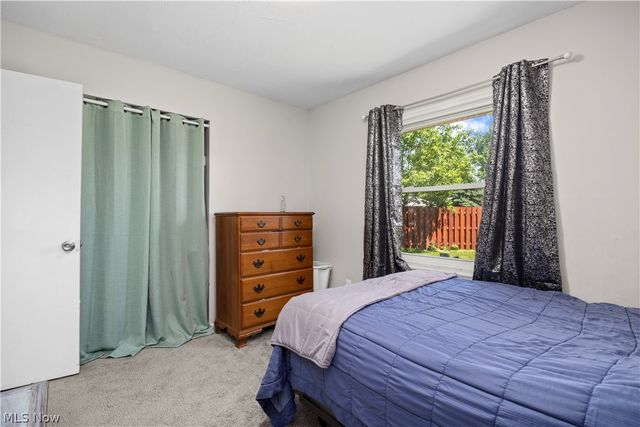 300 Hickory Drive, Berea, OH 44017
